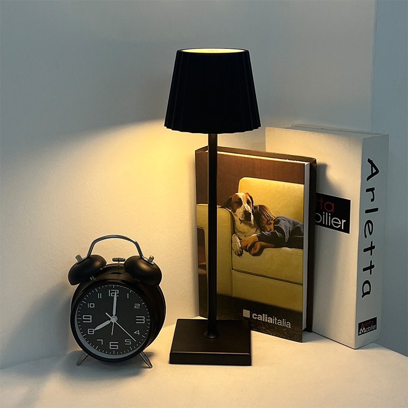 Luminária Abajur de Mesa Led - Toque